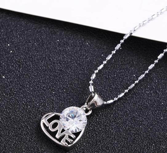 义乌市欧巴饰品厂提供的女士心形钻石项链女锁骨链